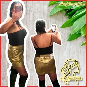 BCBGeneration NEW - Sz 29 - Gold shimmer jean Skirt - best girls night outfit